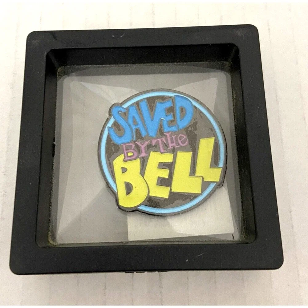 Headgear Pin Saved by the Bell‎ Enamel in Collector's Box TV 80s 90s Retro